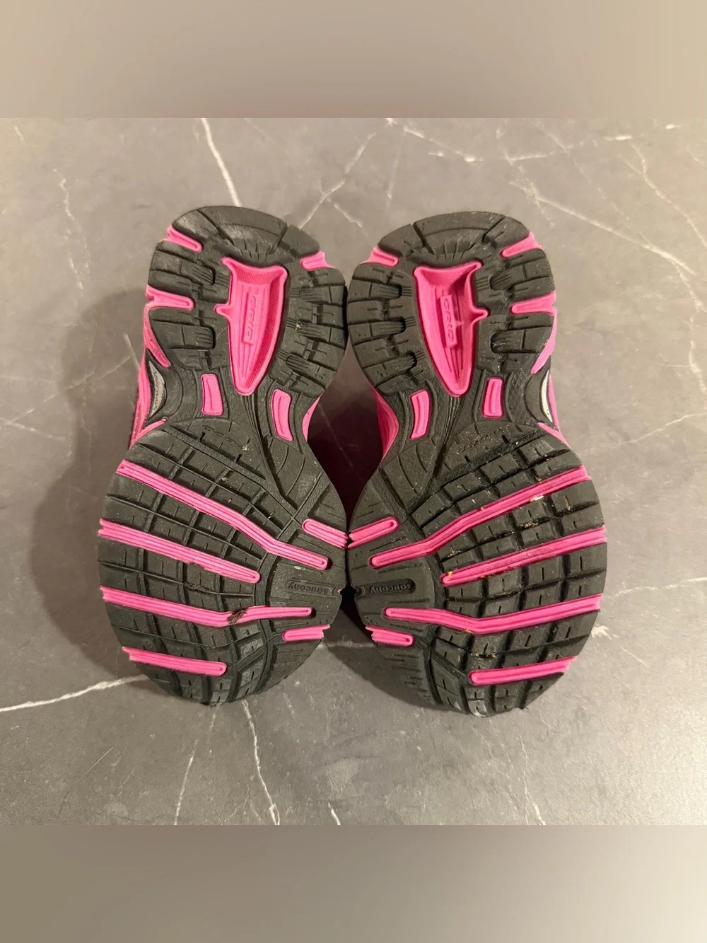 Saucony Sneakers (Baby)